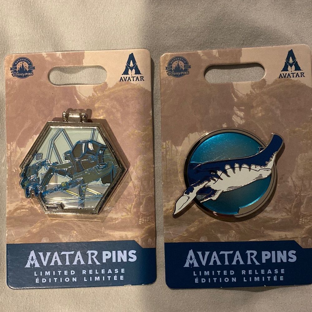 2 Limited Release Avatar disney trading pins